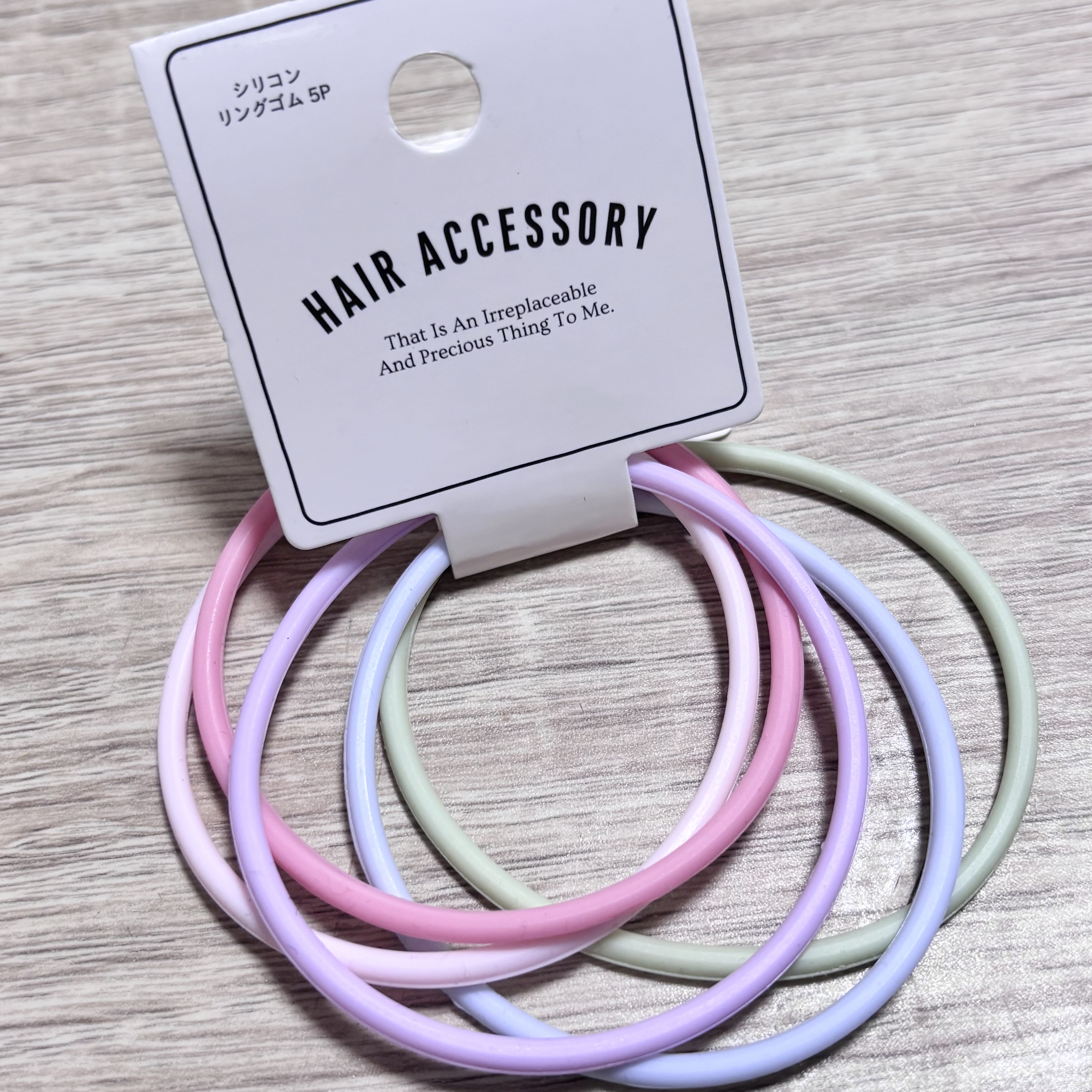 シリコンリングゴム5P/セリア/ヘアアクセサリーを使ったクチコミ（1枚目）