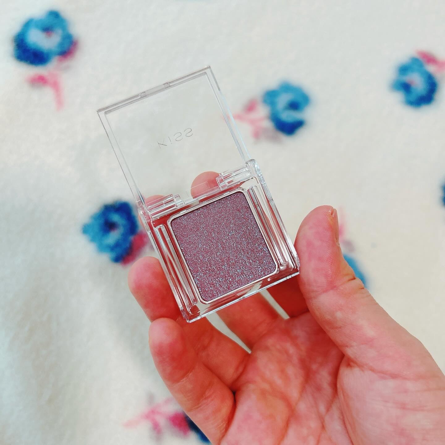 キス シアー グリッターアイズＮ/KiSS/単色アイシャドウを使ったクチコミ（3枚目）