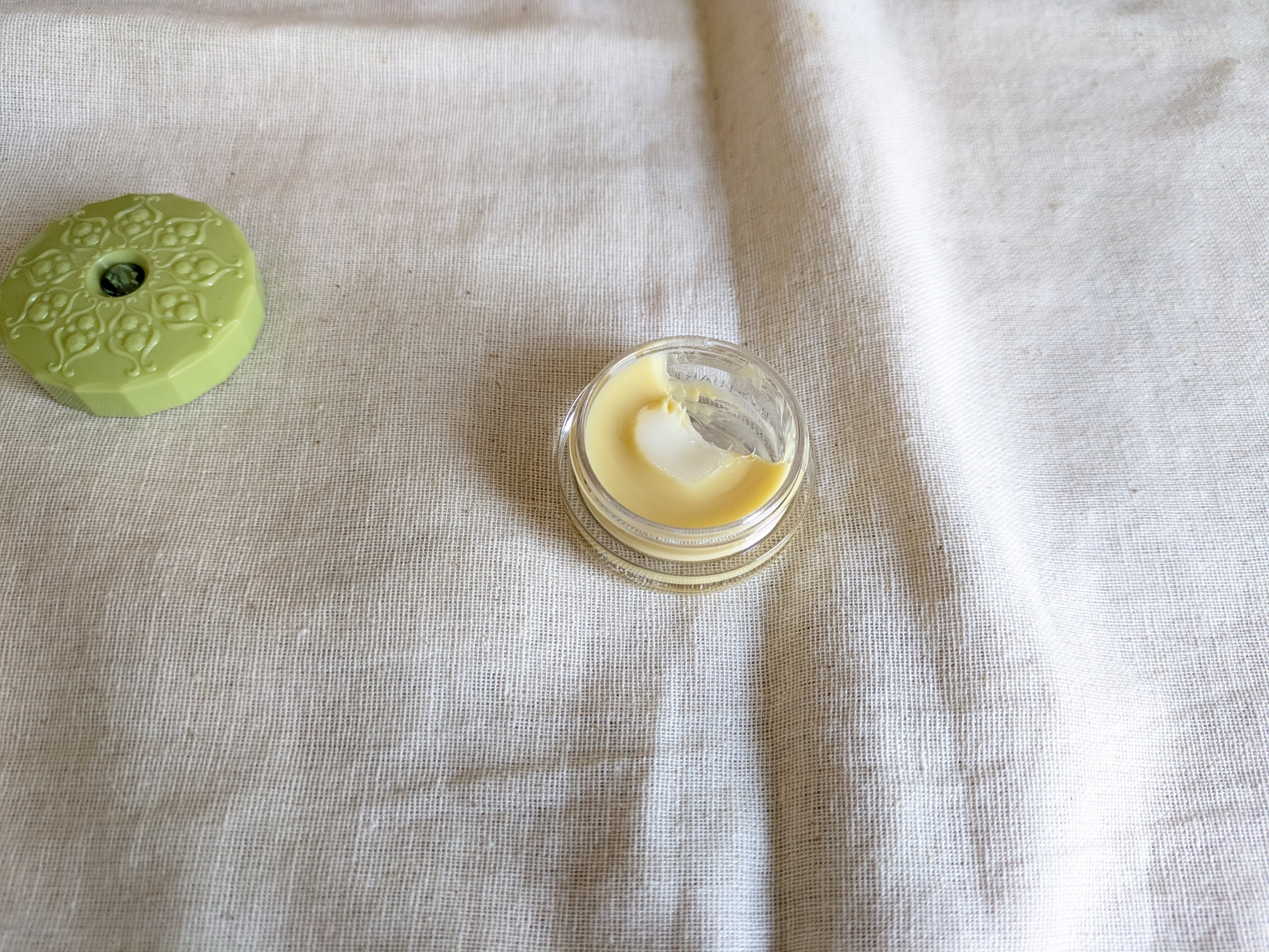 リップバーム マッチャクリームラテ/JILL STUART/リップバームを使ったクチコミ（3枚目）