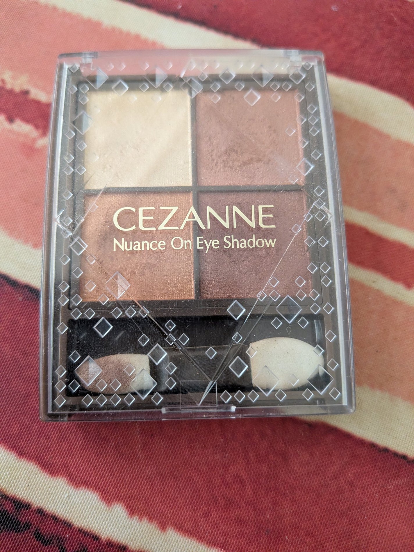 ニュアンスオンアイシャドウ/CEZANNE/アイシャドウパレットを使ったクチコミ(1枚目)