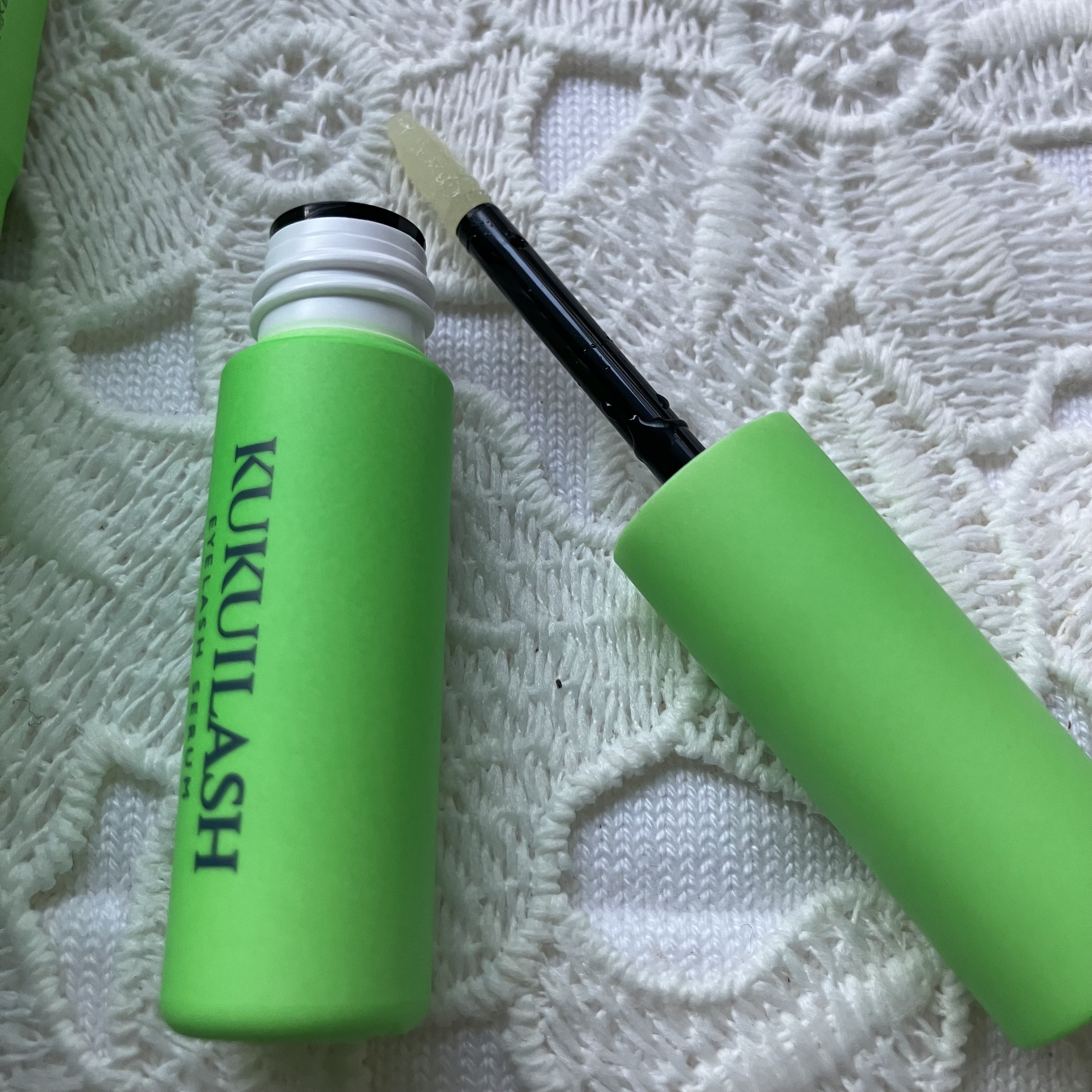 ククイラッシュ まつ毛美容液/KUKUILASH/まつげ美容液を使ったクチコミ（2枚目）