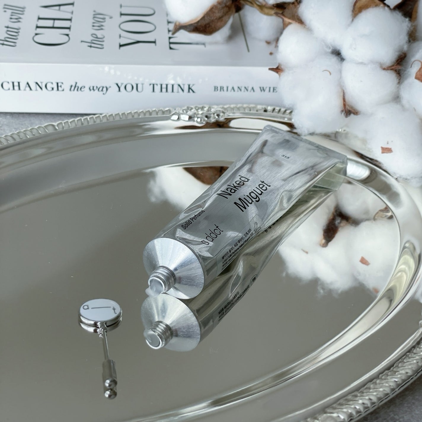 オードパフューム イートザピーチ/Addct/香水(レディース)を使ったクチコミ(4枚目)