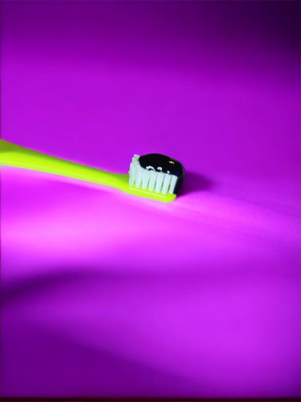 紫色の歯磨き粉ホワイトニングジェル/UNDER ORAL【アンダーオーラル】 /歯磨き粉を使ったクチコミ(4枚目)