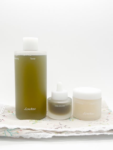 りぴ☆Webライター on LIPS 「Lowlizeファーストバランシングトナースキンリペアセラムモ..」(1枚目)