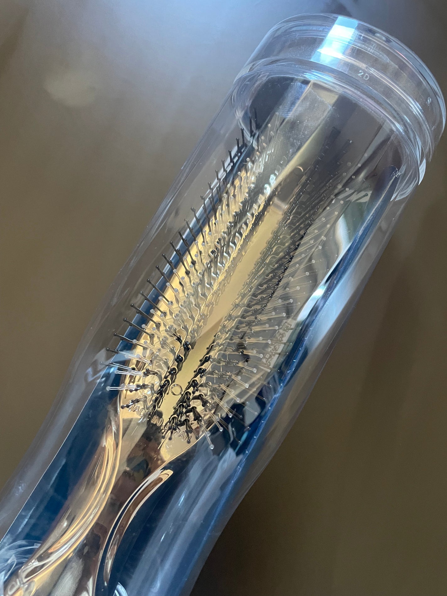 スカルプブラシ ワールドプレミアムロング/エス・ハート・エス/スカルプブラシを使ったクチコミ(2枚目)