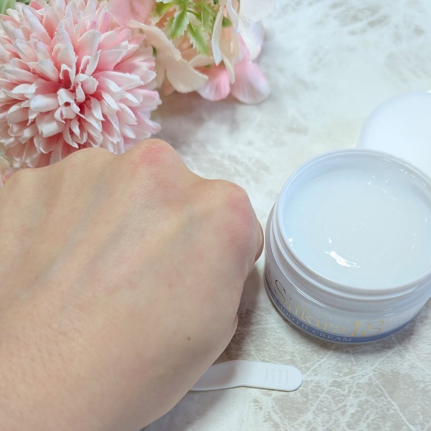 シルキラ18 シリカ配合 オールインワンジェル さらさら/シルキラ/オールインワン化粧品を使ったクチコミ(7枚目)