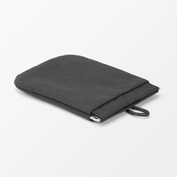 リンクルナイロン 片手で開くフラットポーチ ダークグレー