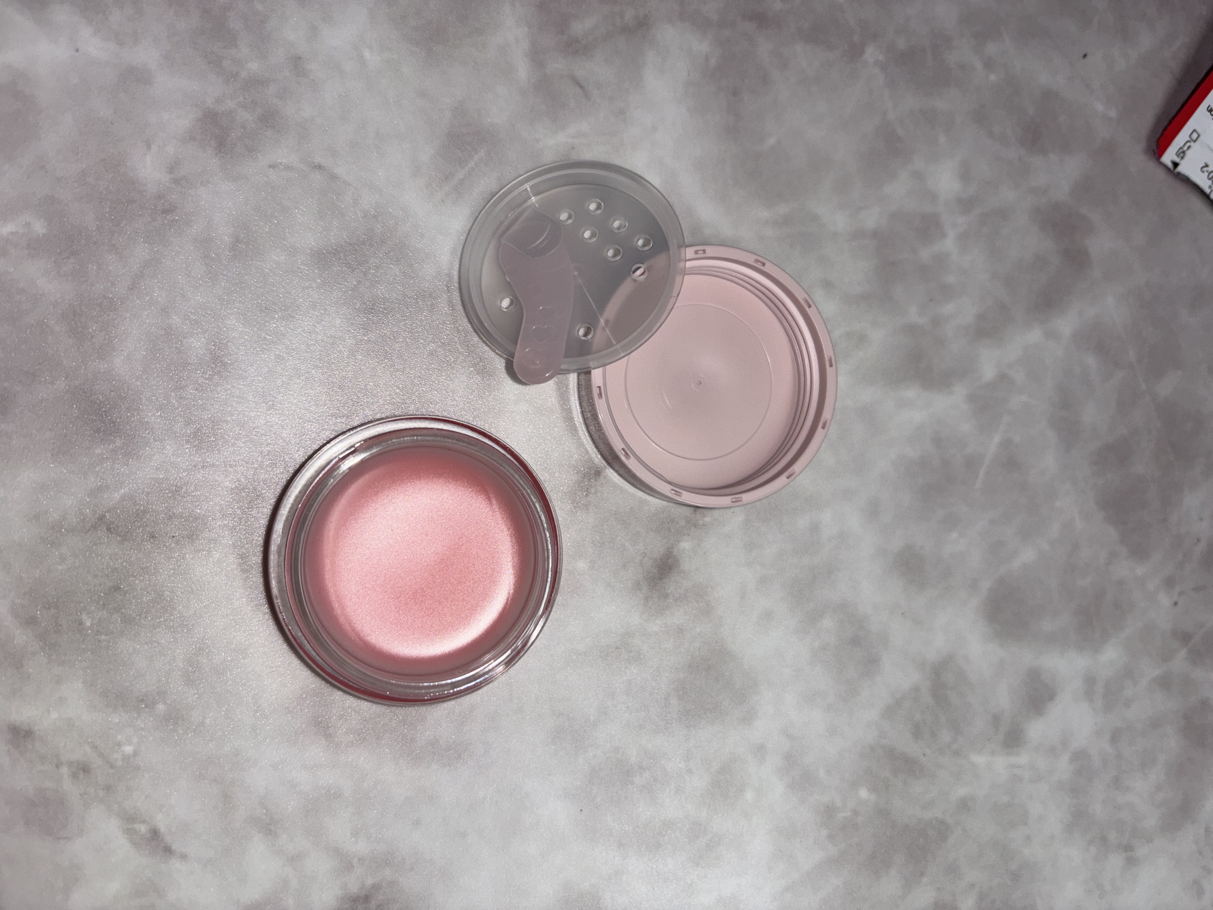 ディープモイスチャーナイトプロテクト　無香料/ニベア/リップマスクを使ったクチコミ（2枚目）