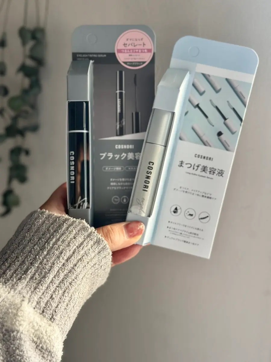 【PR】

まつ毛にハリコシが欲しいからCOSNORI (コスノリ)のロングアクティブアイラッシュセラムを塗ってる🫶✨
軽く乾かしてから次にアイラッシュティンティングセラムも塗るよー！
使いやすいまつげケア✨

@cosnori_jp
