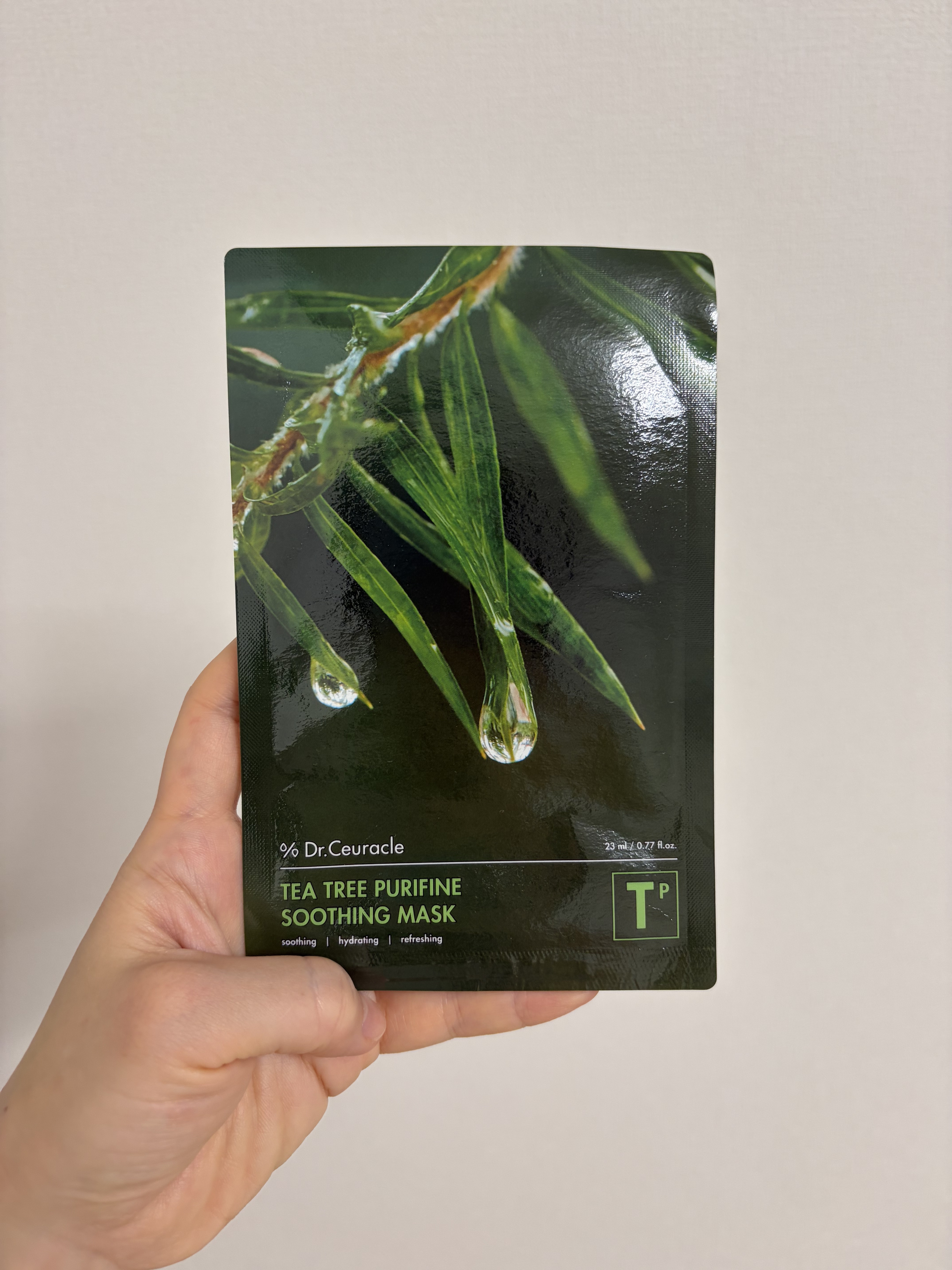 ドクターシュラクル ティーツリー

25年期限🇰🇷のを使い終えてからデイリーマスク🇯🇵ばかり使ってたけどもう12月やん！と焦ってパックコーナーに26年期限のストックを補充しました✋🙂‍↕️