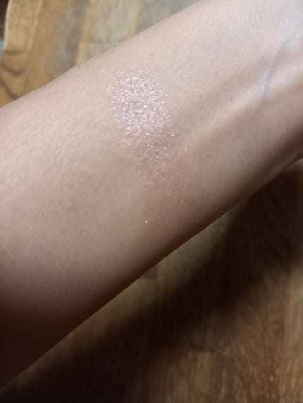 シャドーカスタマイズ/MAJOLICA MAJORCA/単色アイシャドウを使ったクチコミ(3枚目)