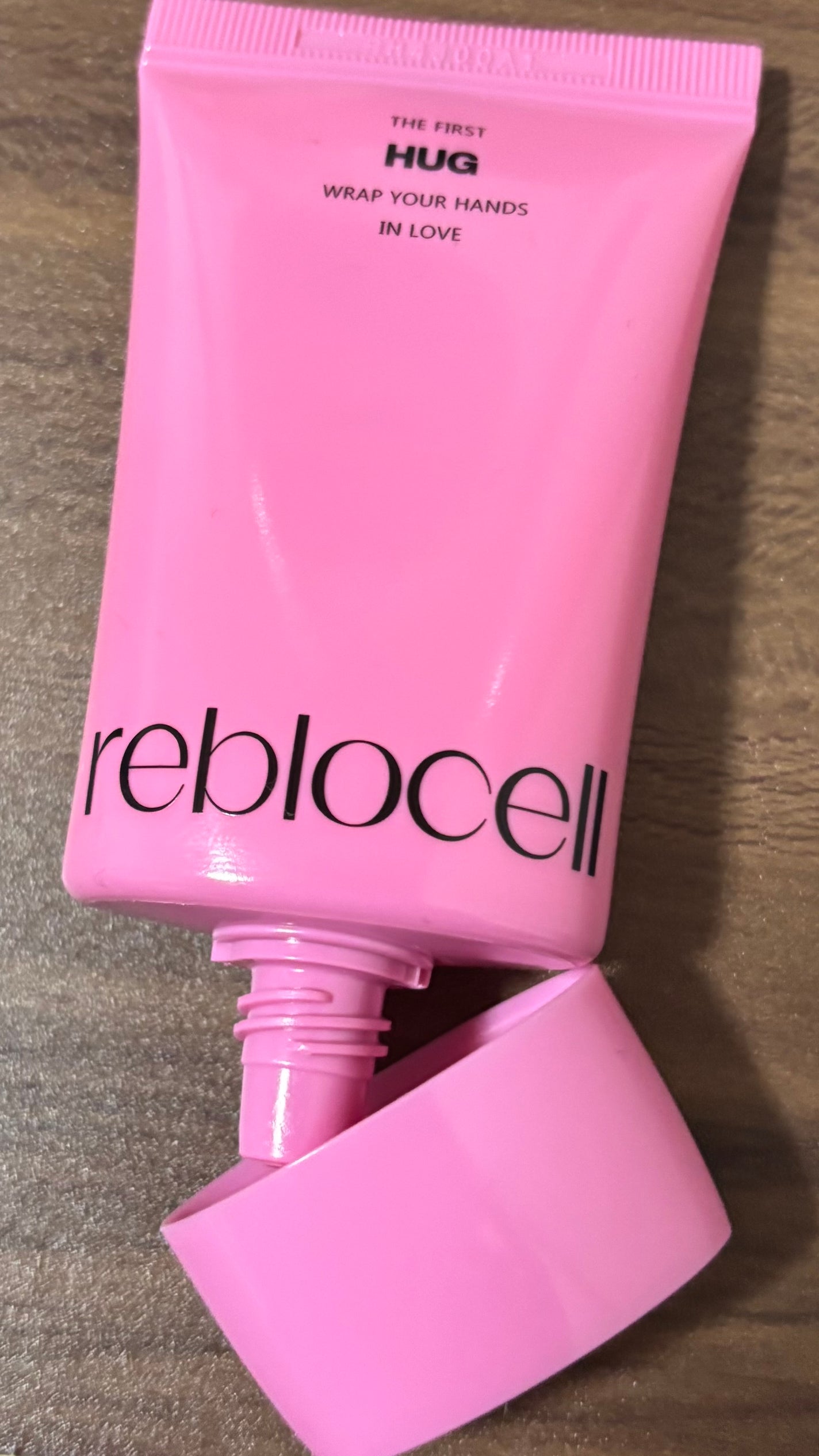 HUG ハンドクリーム/reblocell/ハンドクリームを使ったクチコミ(1枚目)