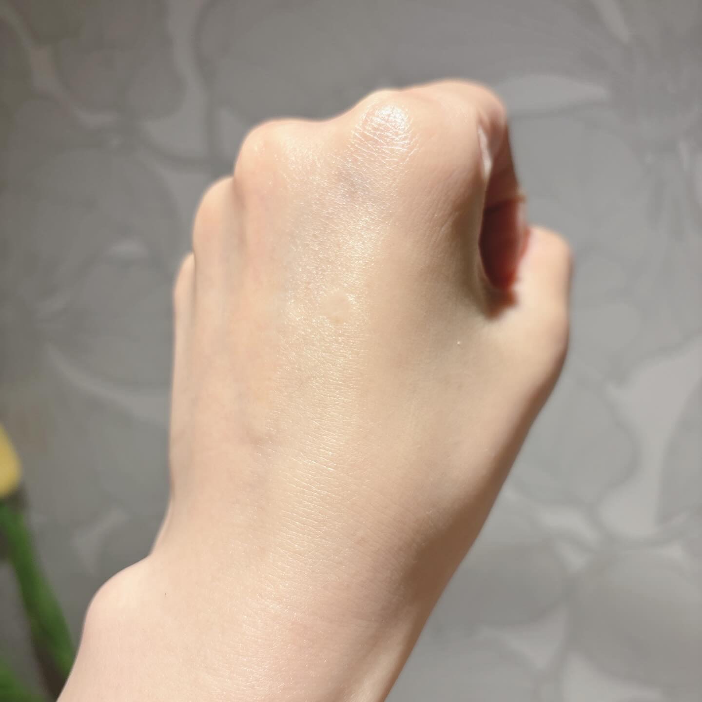 ミネラルリキッドリー ファンデーション SPF22 PA++/MiMC/リキッドファンデーションを使ったクチコミ（3枚目）