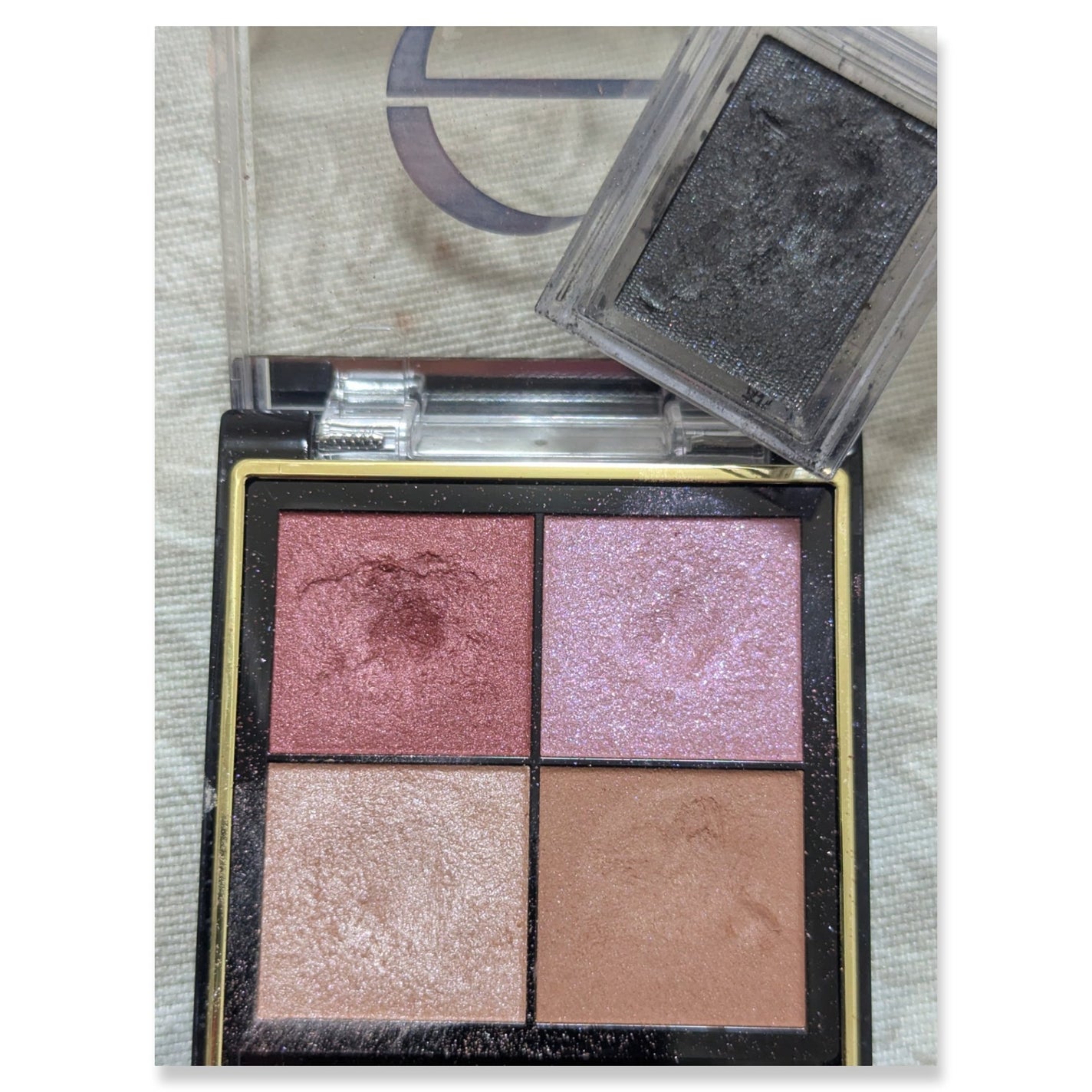 シャドーカスタマイズ/MAJOLICA MAJORCA/単色アイシャドウを使ったクチコミ(3枚目)