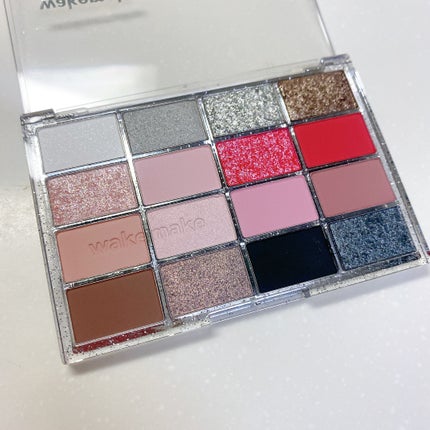 ソフトブラーリングアイパレット/wakemake/アイシャドウパレットを使ったクチコミ(3枚目)