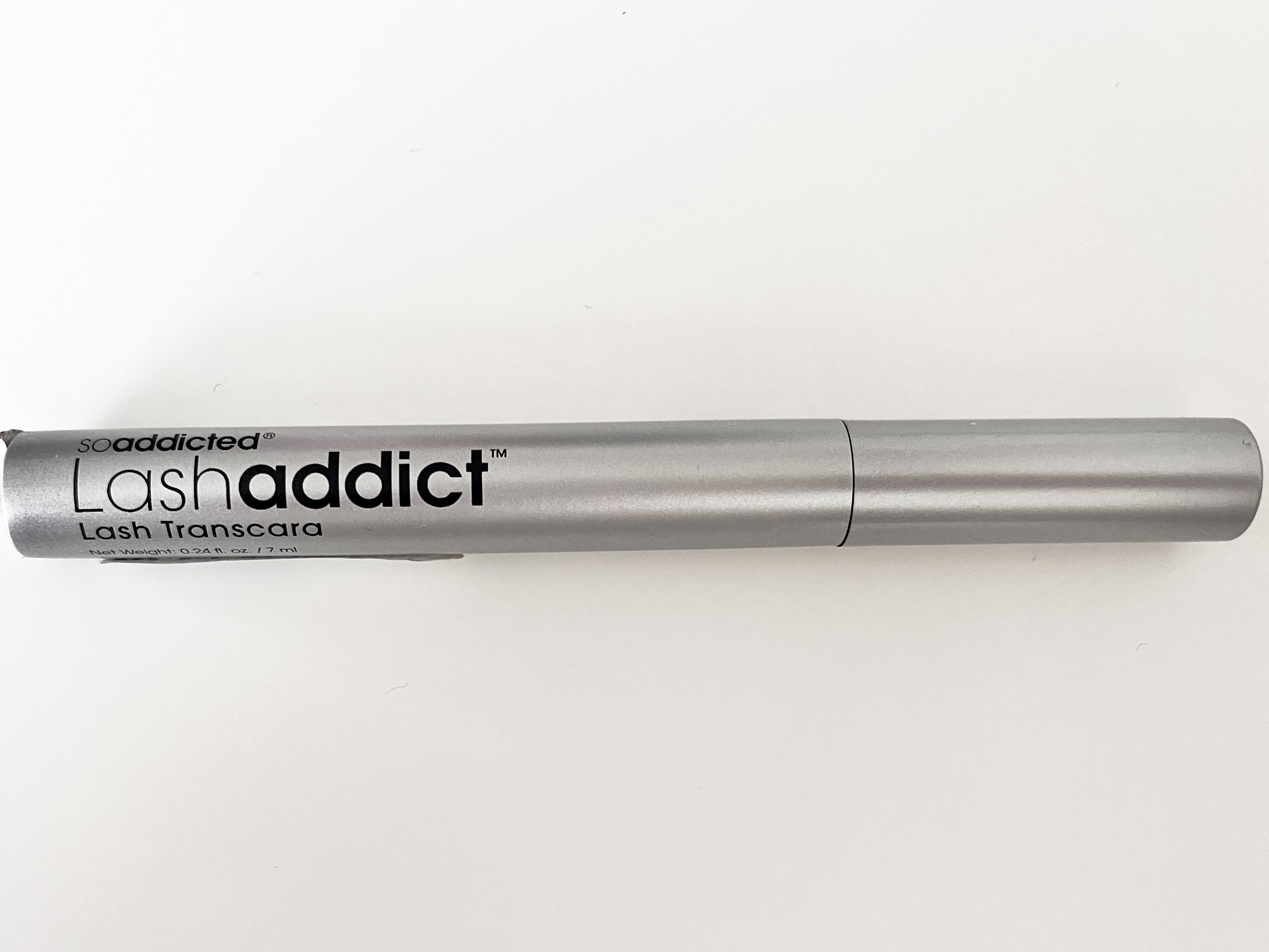 年末#断捨離コスメ 
#ラッシュアディクト のトランスカラ
海外製なのもあり
ブラシが使いにくい事に加え
ネットで購入したけどたぶん偽物…

使わないし手放し