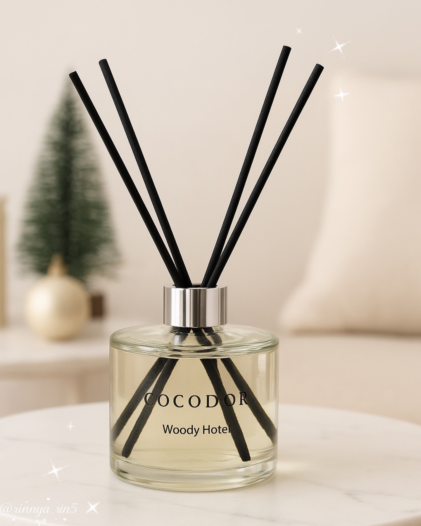 シグネチャー リードディフューザーウッディホテル/COCODOR/ルームフレグランスを使ったクチコミ（1枚目）
