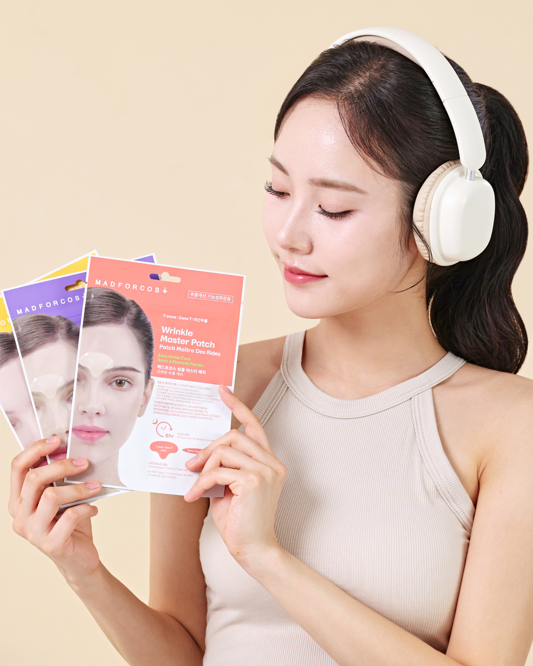 眉間・目元・口元まわり…💖
気になるパーツケアに、
MADFORCOS パッチを。

コラーゲン配合で、
眠っている間に
気になる部分をやさしくケアできるから
無理なく続けやすいのも嬉しいポイント😴✨

今夜から、
MADFORCOS 