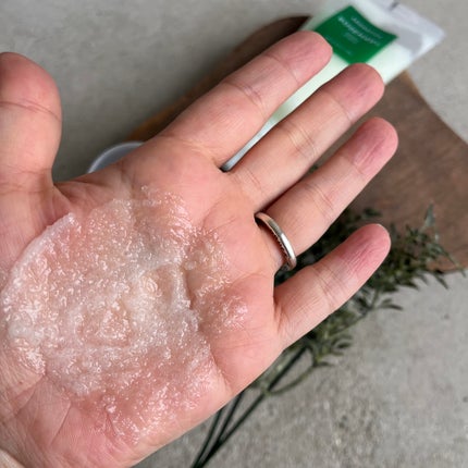 ローズマリー スカルプ スクラブ/AROMATICA/ヘッドスクラブを使ったクチコミ(3枚目)