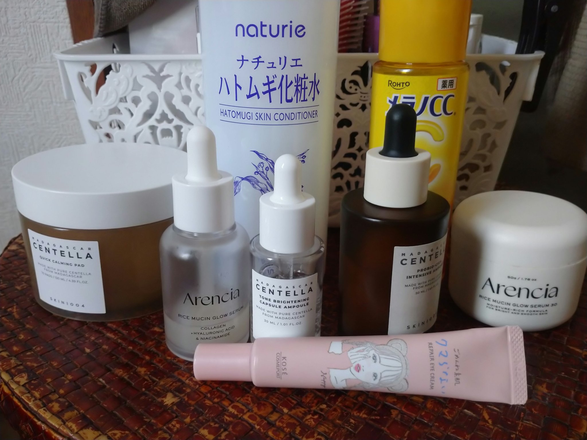 🌅朝のスキンケア 記録用

SKIN1004センテラ クイックカーミングパッド➔ナチュリエハトムギ化粧水ナチュリエ スキンコンディショナー R、
メラノCCメラノCC 薬用しみ対策美白化粧水しっとりタイプ➔アレンシアライスグローもちセラム