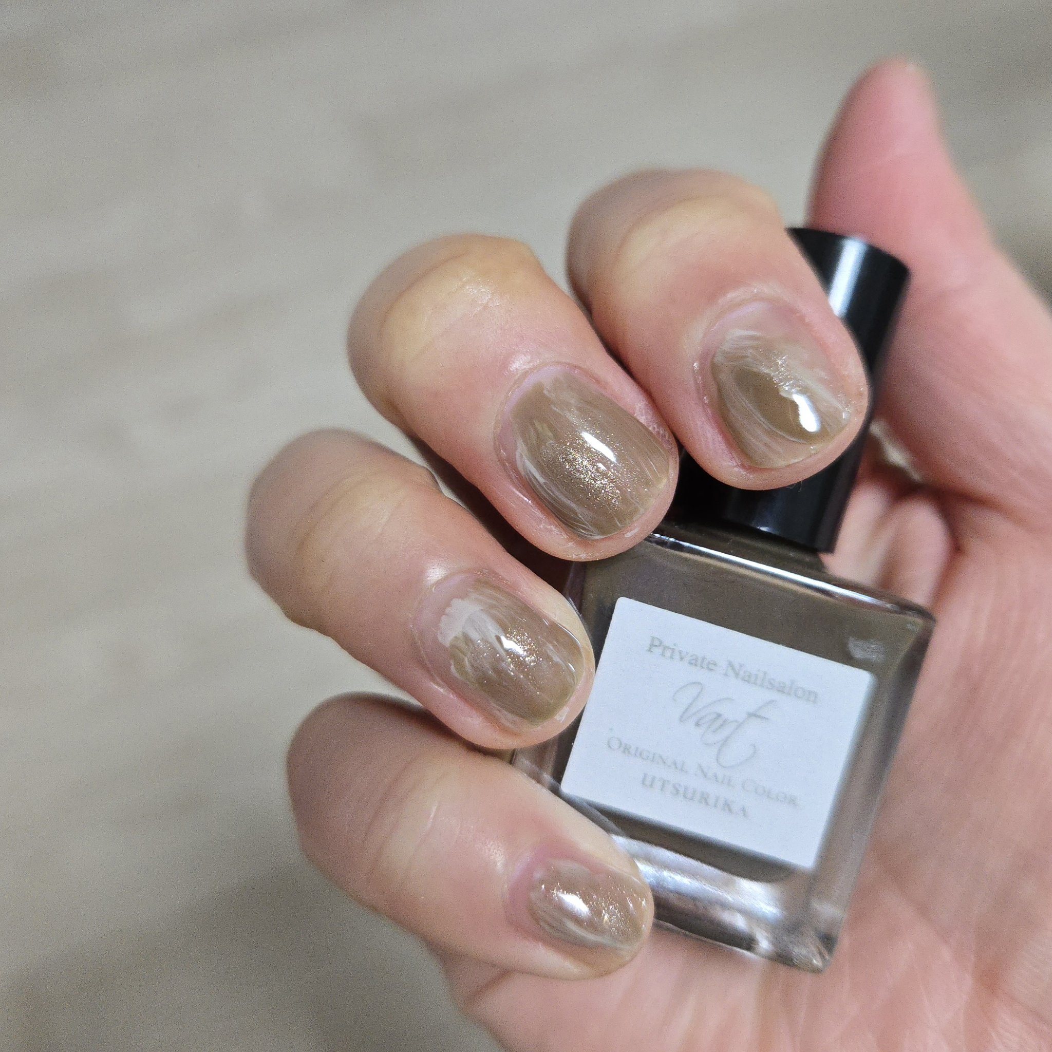 ヴェイル オリジナルネイルカラー/Vart/マニキュアを使ったクチコミ（3枚目）