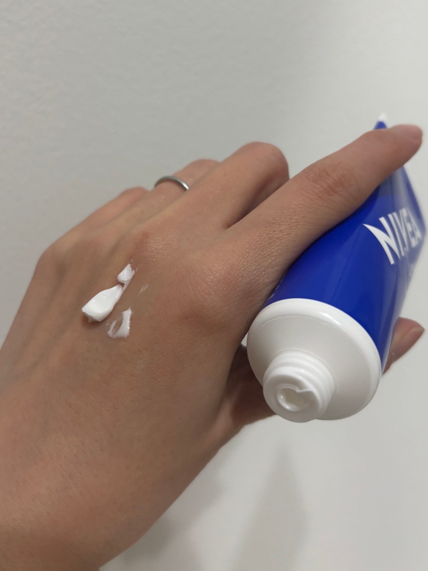 ニベアクリーム/ニベア/ボディクリームを使ったクチコミ(3枚目)