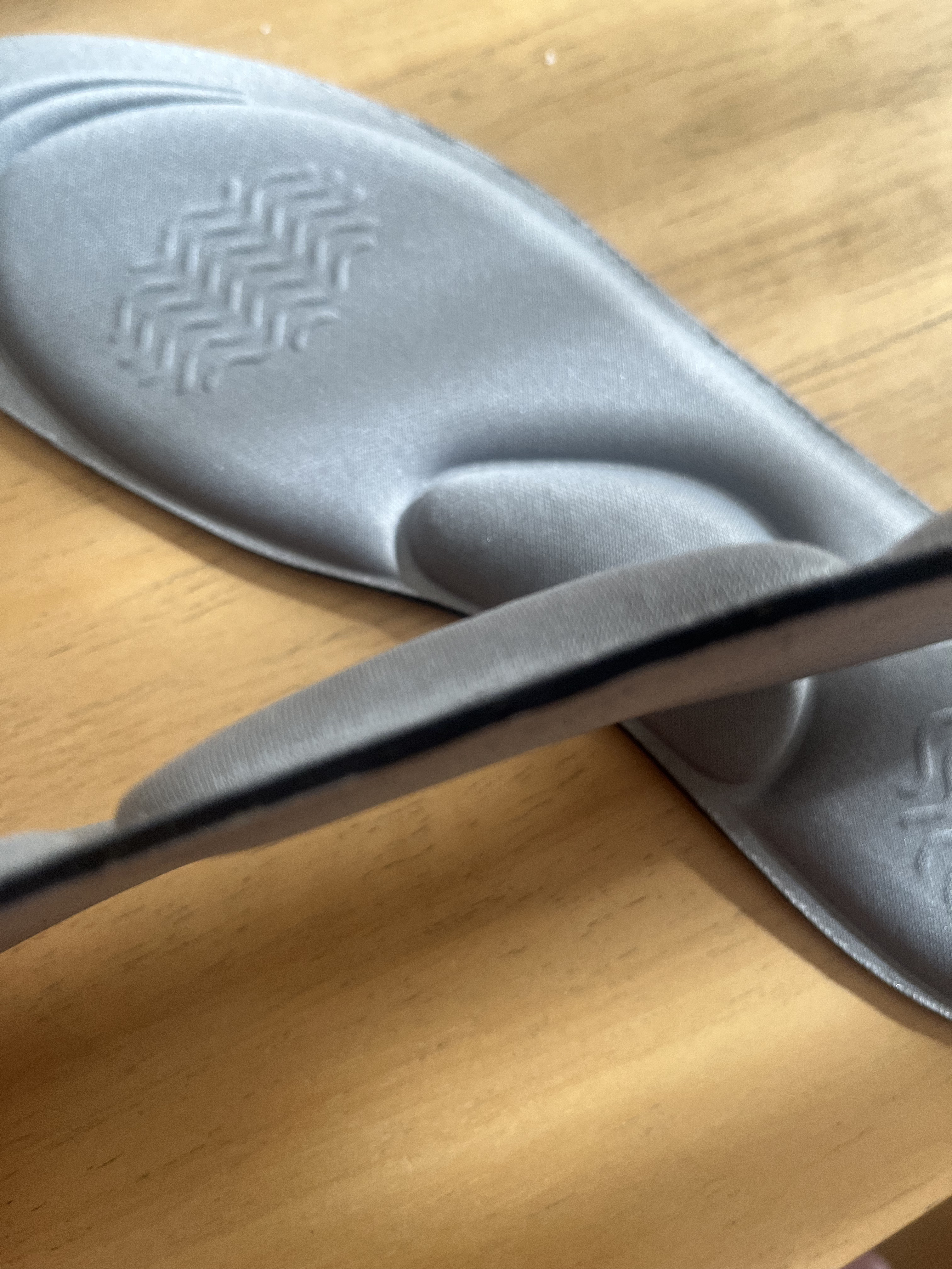 ポイントアーチインソール/WATTS/着圧ソックス・レギンスを使ったクチコミ（3枚目）