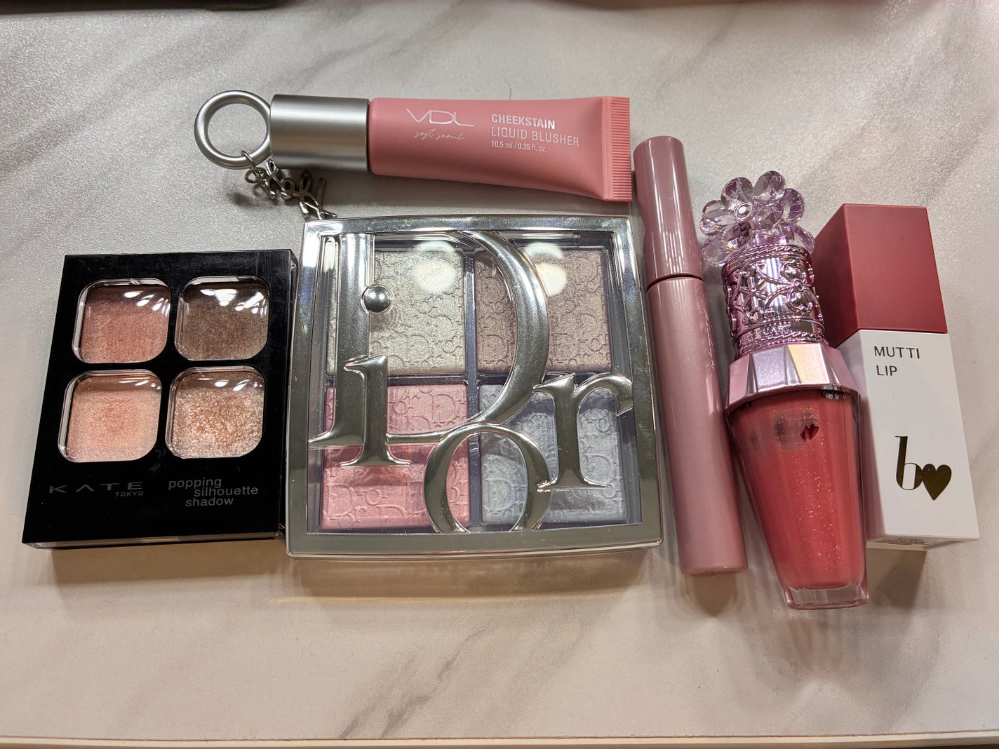 ジルスチュアート クリスタルブルーム リップブーケ セラム/JILL STUART/リッププランパーを使ったクチコミ(1枚目)