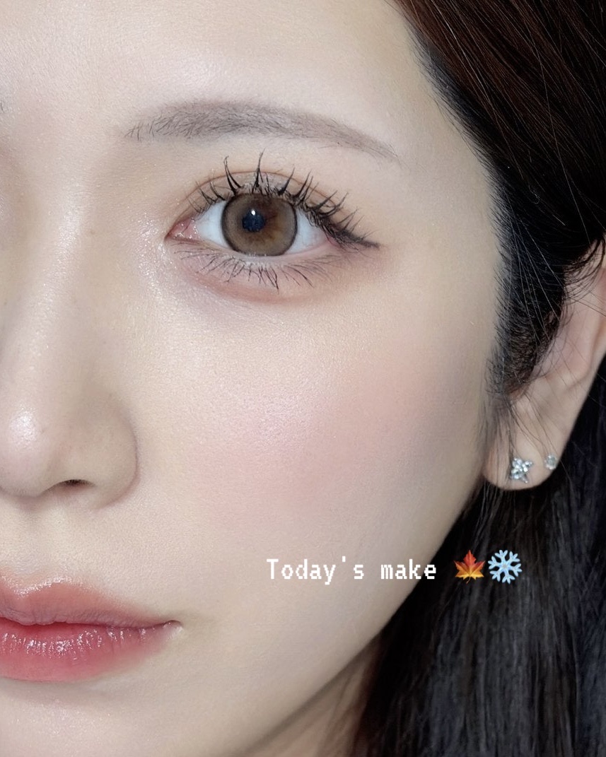 秋寄りの冬メイク(՞꜆ .ˬ.՞)꜆

（ 使用コスメ ）

・dasique
シャドウパレット
/ 24 ミューテッドナッツ

・Dior
ディオールスキンルージュブラッシュ
/ 621 スプレンディッドローズサテン

・too cool