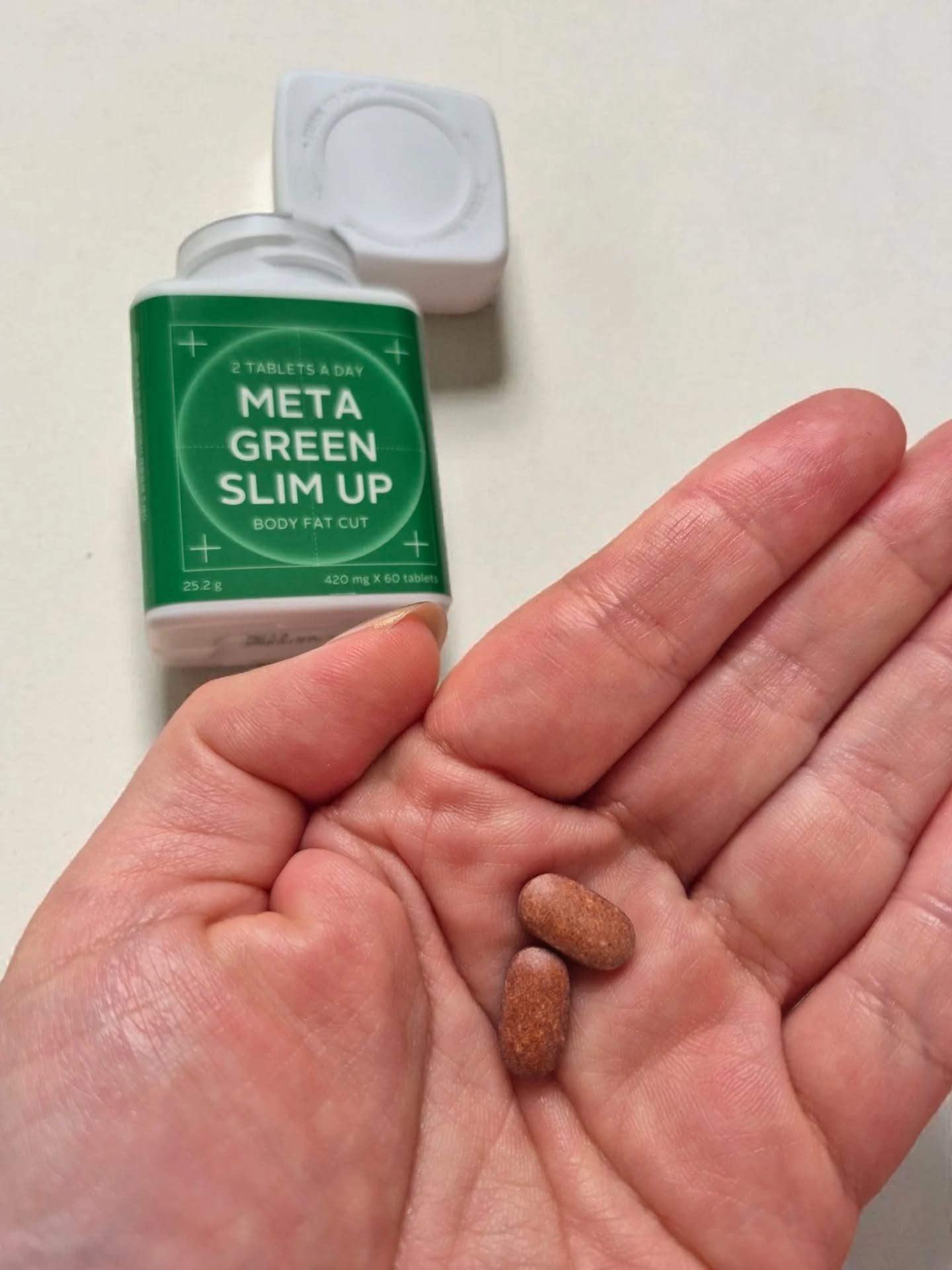 メタグリーンスリムアップ/VITALBEAUTIE/ボディサプリメントを使ったクチコミ（2枚目）