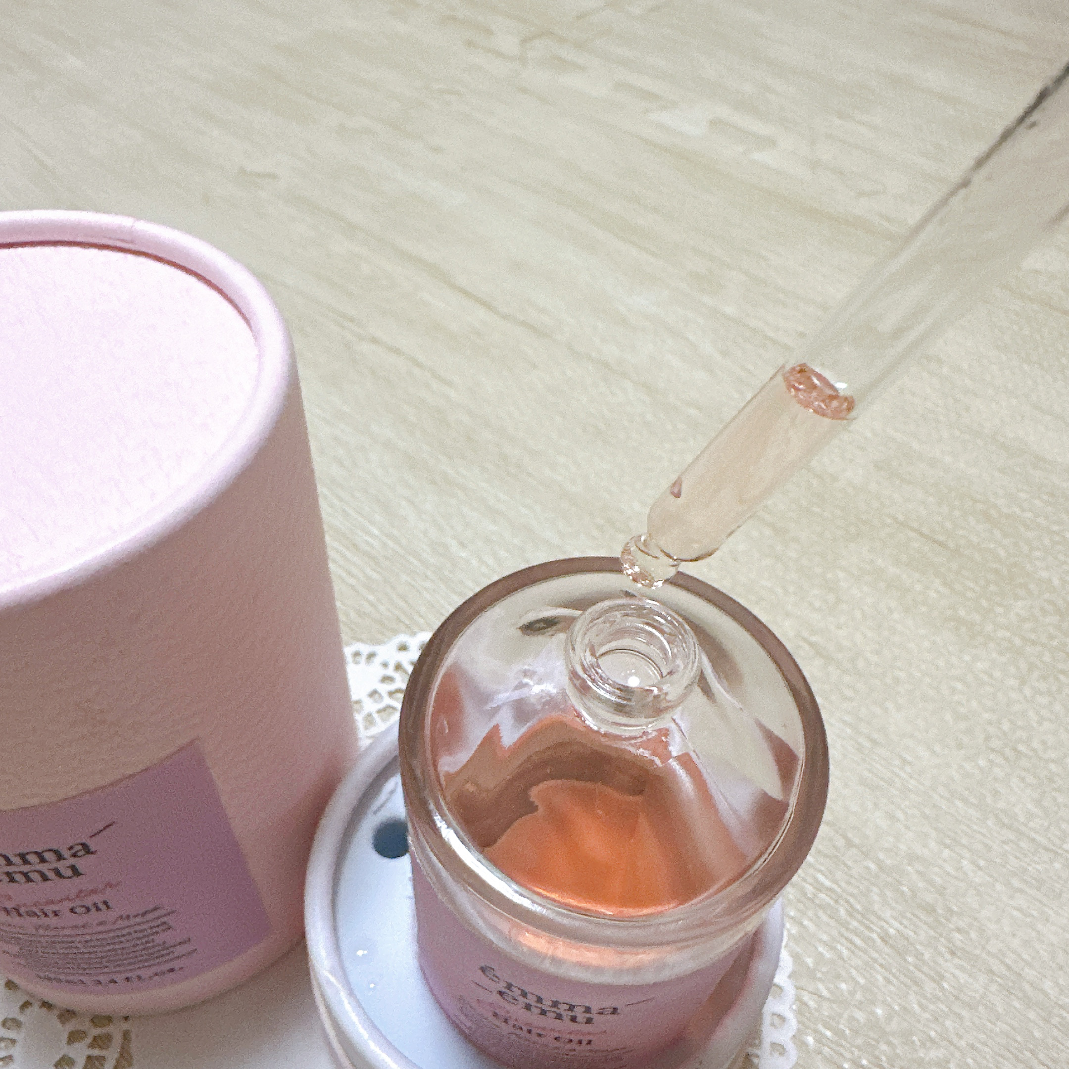 エンカンタールヘアオイル シャインフローラル＆ムスク/emma emu/ヘアオイルを使ったクチコミ（3枚目）