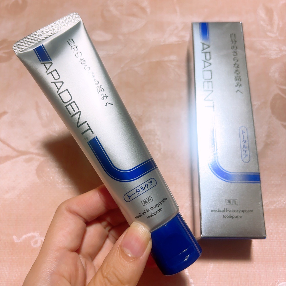 アパデントトータルケア50g(医薬部外品/薬用歯みがき　販売名：サンギαFT3)

NASAのアイデアをヒントに生まれた革新的※1オーラルケア「アパデント」のご紹介です。

むし歯予防成分ナノ粒子「薬用ハイドロキシアパタイト＜ｍHAP＞」は