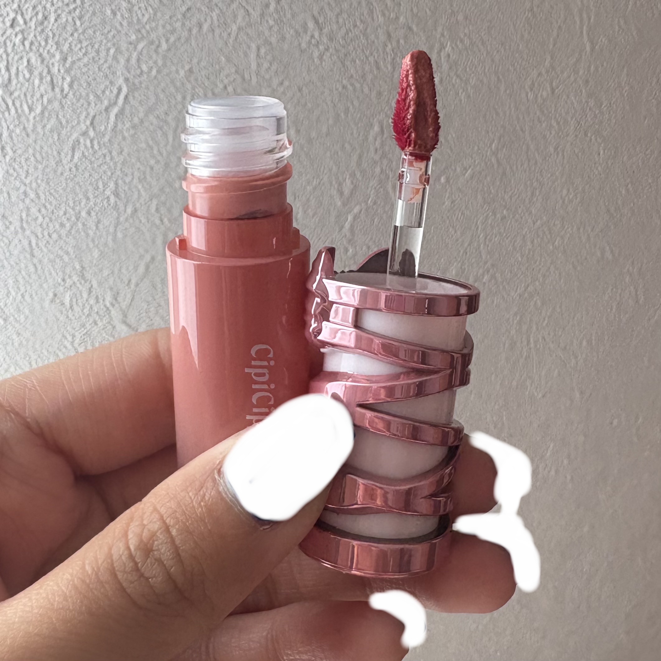 シピシピ　デューイフィルムティント　R/CipiCipi/リップティントを使ったクチコミ（3枚目）