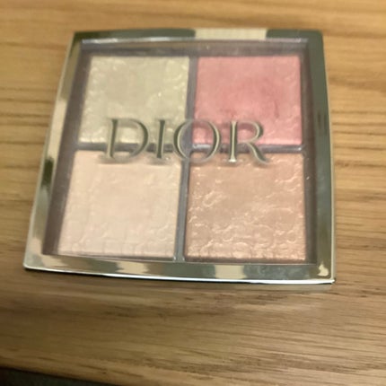 ディオール バックステージ フェイス グロウ パレット/Dior/ハイライトを使ったクチコミ(2枚目)