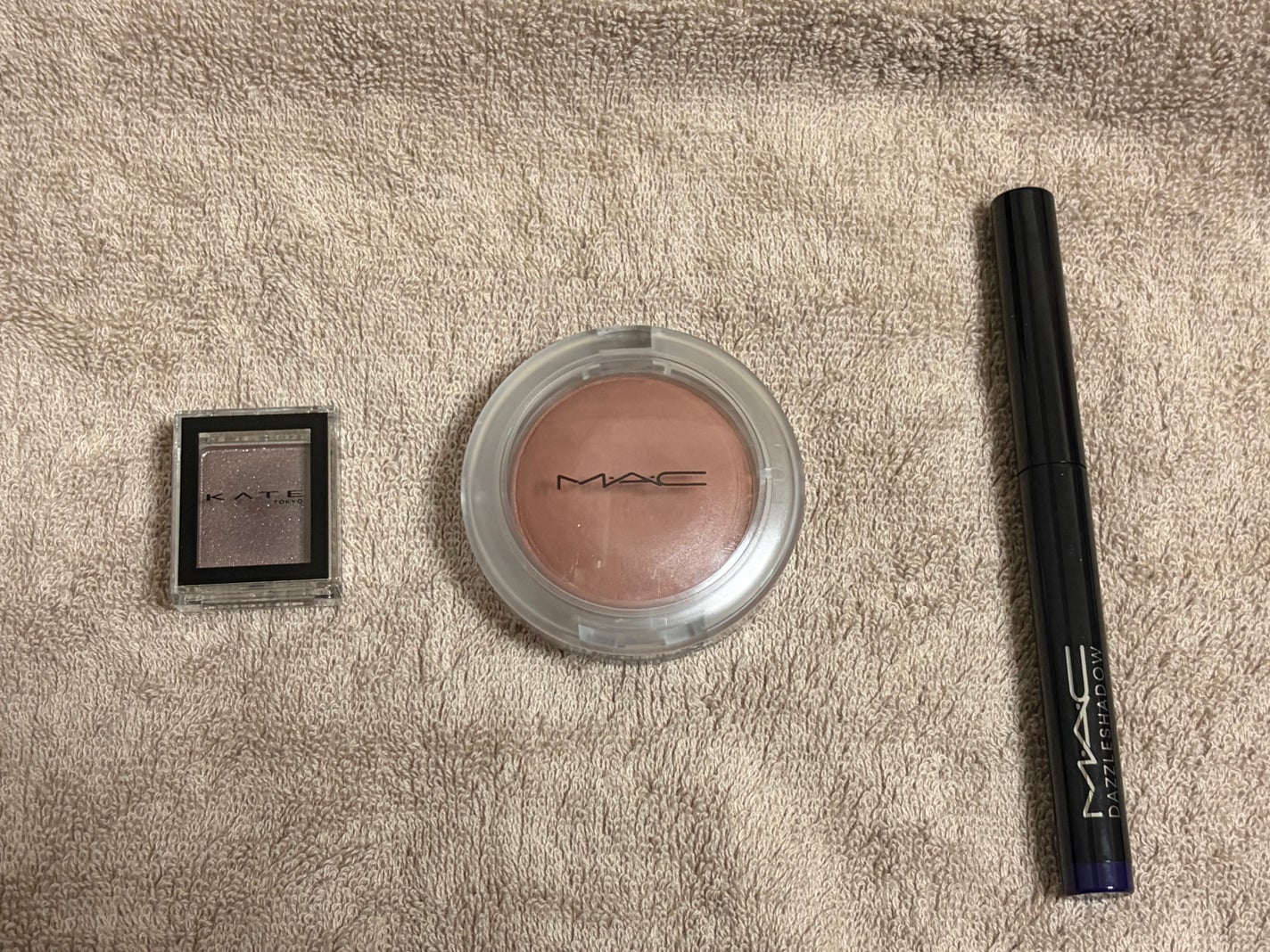 ケイト ザ アイカラー/KATE/単色アイシャドウを使ったクチコミ(1枚目)