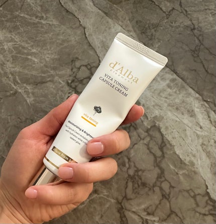 ビタトーニングカプセルクリーム/ダルバ/フェイスクリームを使ったクチコミ(1枚目)