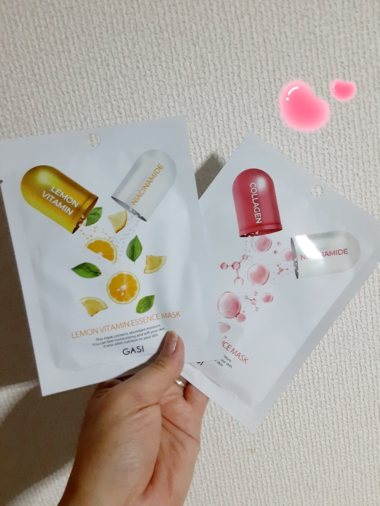 
🌷GASI🌷
💙エッセンスマスク💙
🎀レモンビタミン　68円
🎀コラーゲン　68円

あんにょん‼️

イオンでお安いマスクを購入してきました💜

以前投稿したことあるのですが、

今回はレモンビタミンとコラーゲン💜

冬