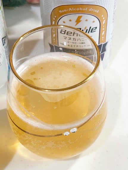 あやちゃん@フォロバ100 on LIPS 「汗を流した後にこれ飲んでる❤️@be_rule_さんのノンアル..」(4枚目)