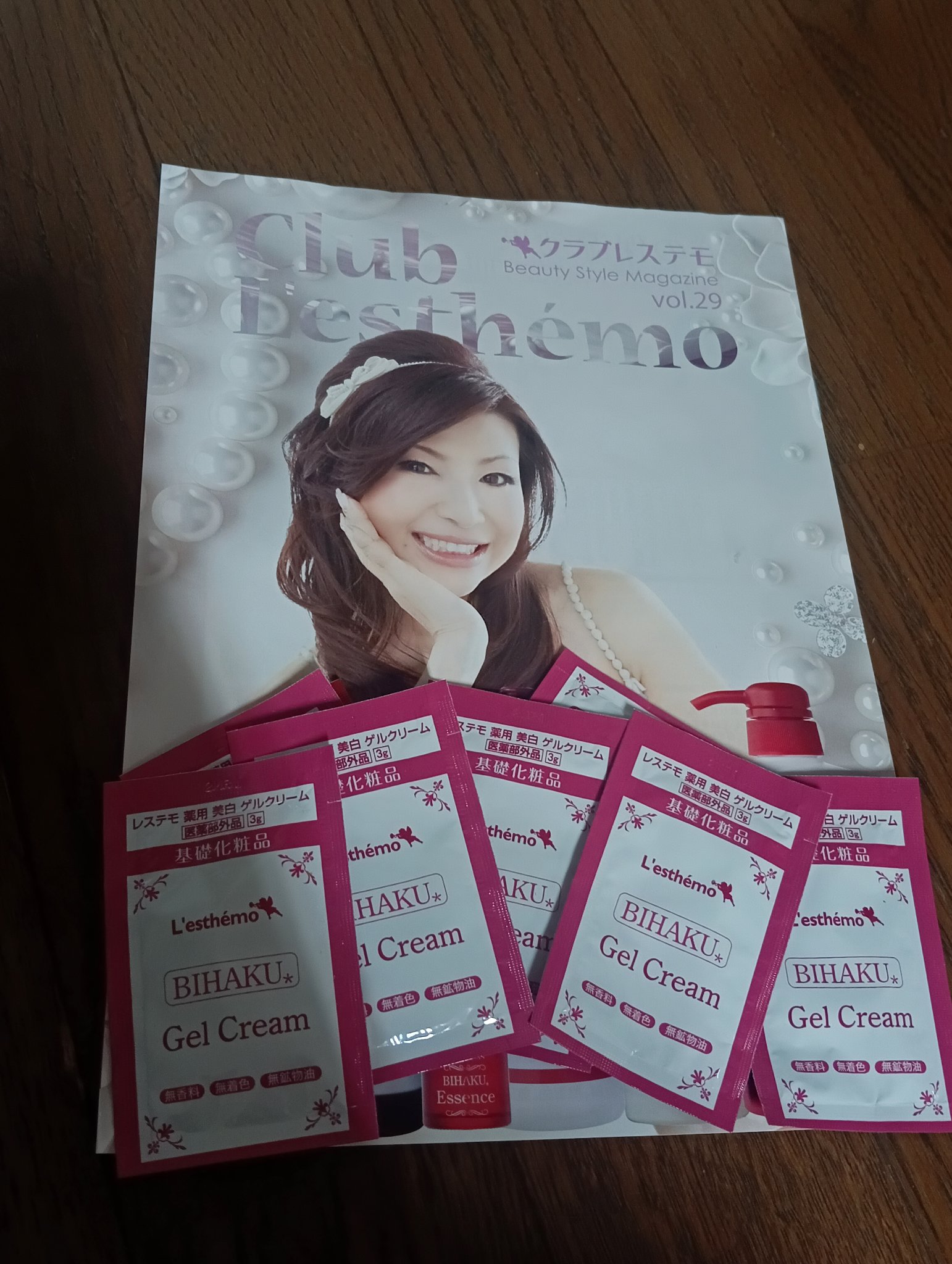 薬用 美白 ゲルクリーム/レステモ/オールインワン化粧品を使ったクチコミ（2枚目）