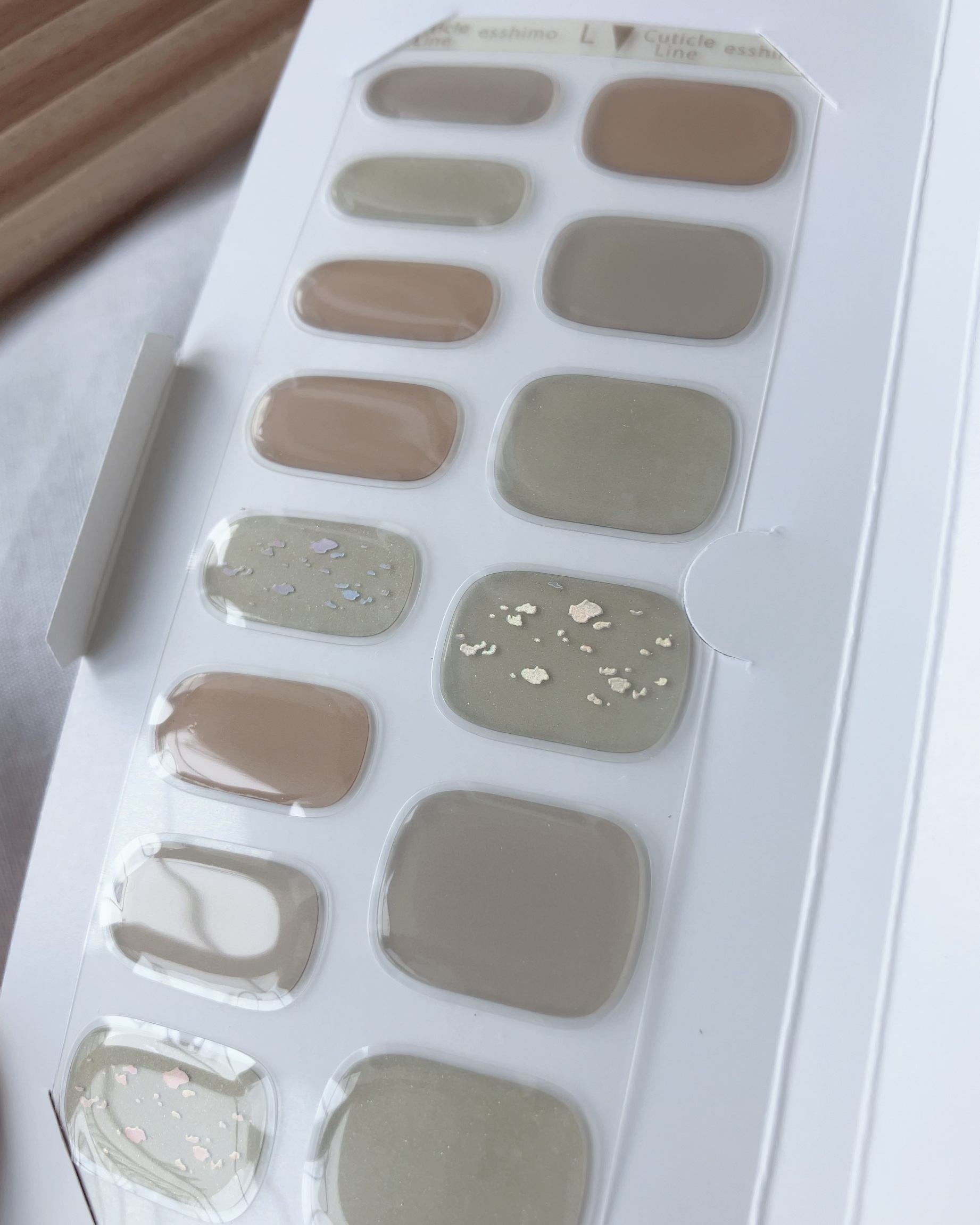 フィットフィックスジェルネイル/esshimo/ネイルシールを使ったクチコミ（3枚目）