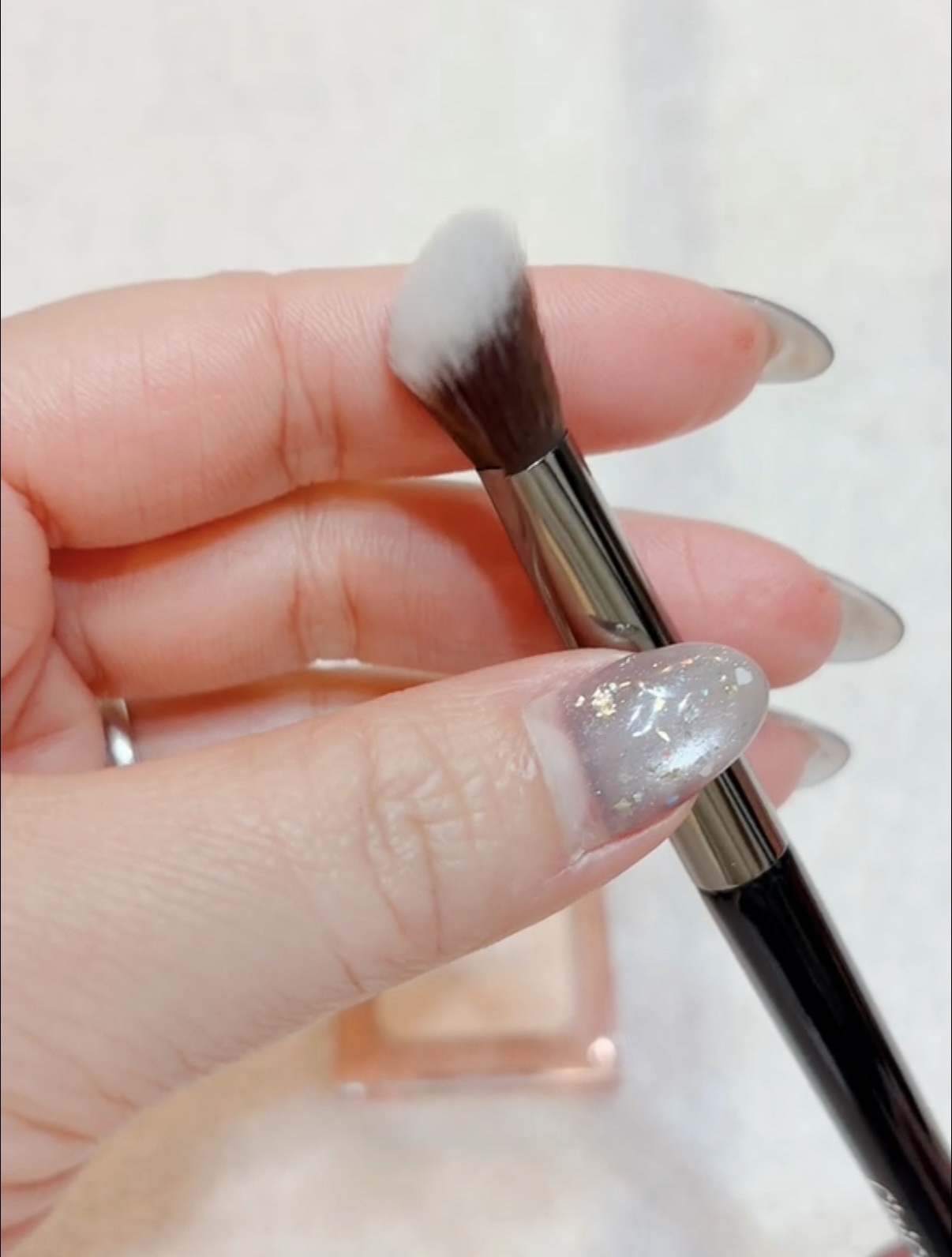 シピシピ　ハイライトブラシ/CipiCipi/メイクブラシを使ったクチコミ（2枚目）