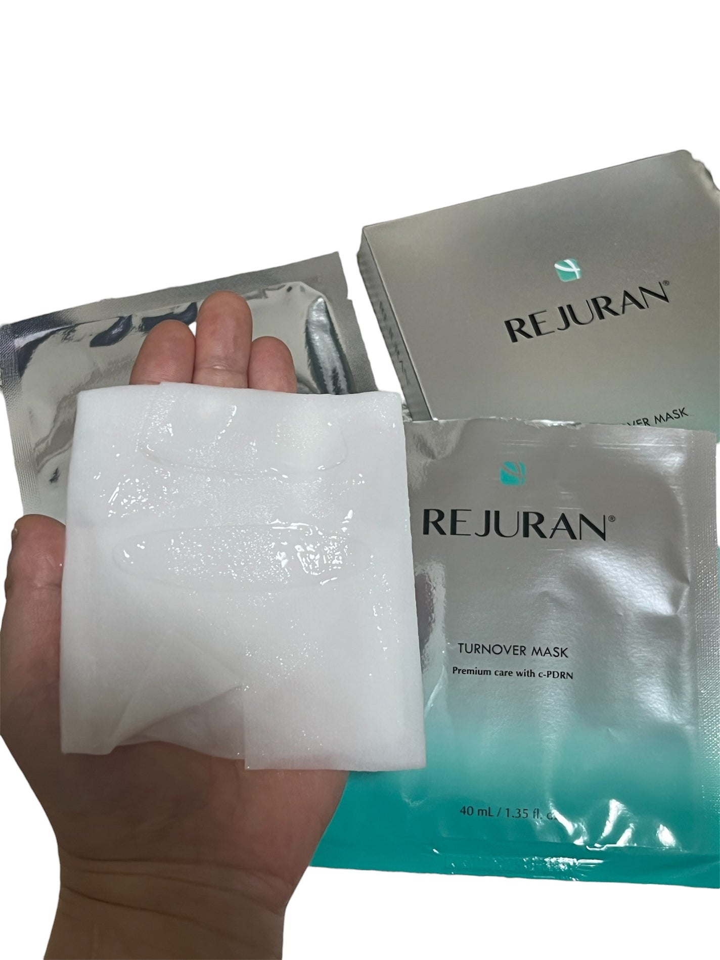REJURAN ターンオーバーマスク(5枚入り)/REJURAN COSMETICS/シートマスク・パックを使ったクチコミ(2枚目)