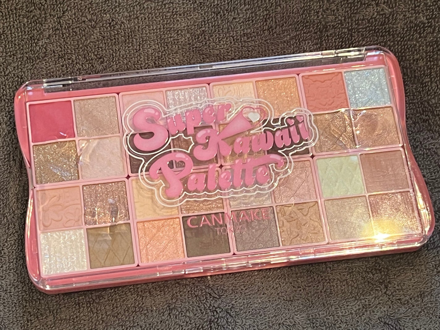 スーパーかわいい!パレット/キャンメイク/アイシャドウを使ったクチコミ(1枚目)