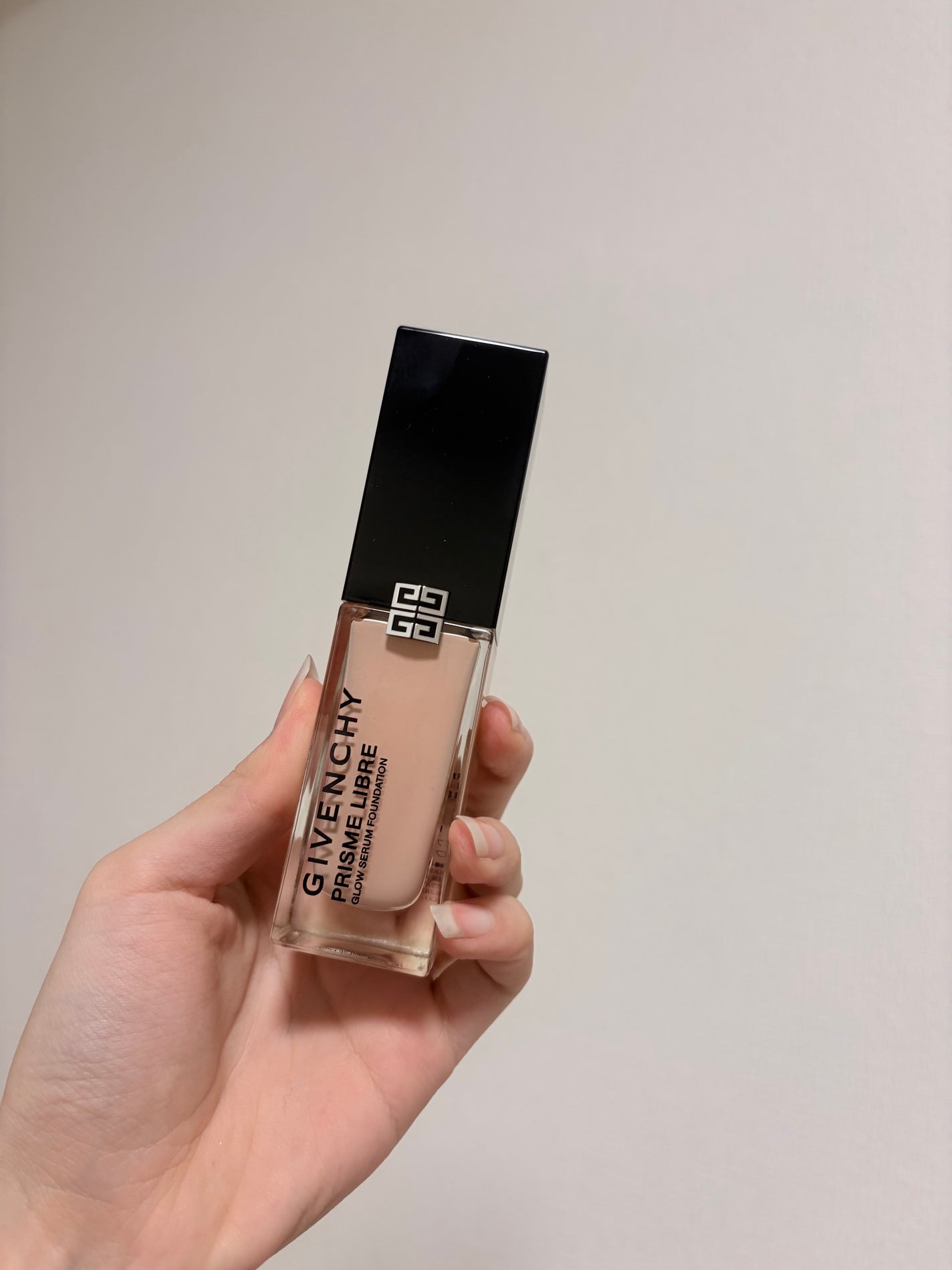 プリズム・リーブル・グロウ・セラム・ ファンデーション/GIVENCHY/リキッドファンデーションを使ったクチコミ(1枚目)