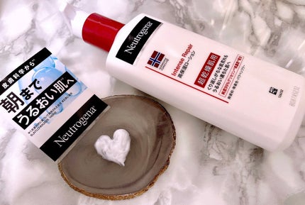 ノルウェー フォーミュラ インテンスリペア ボディ エマルジョン 250ml/Neutrogena/ボディローションの画像