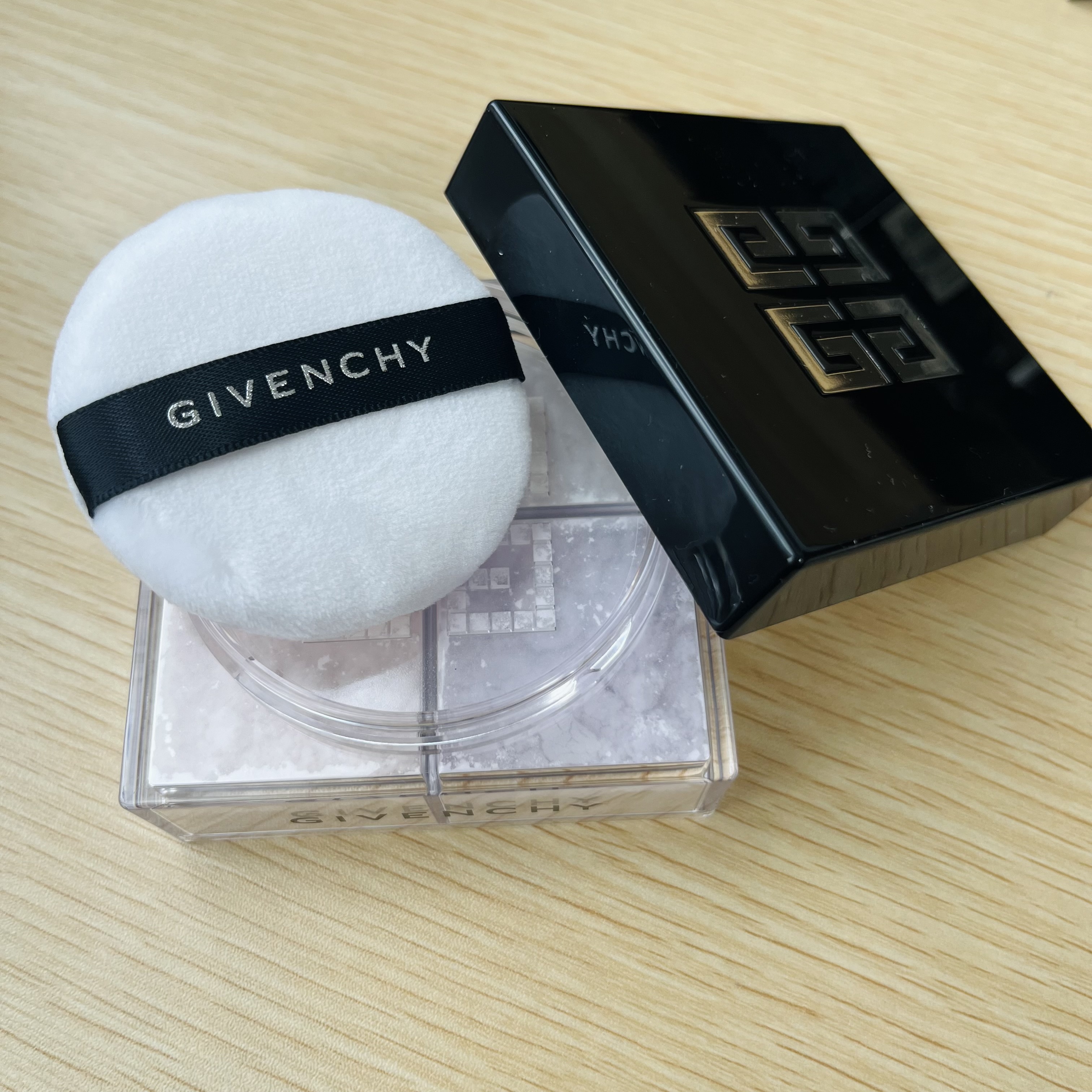 プリズム・リーブル/GIVENCHY/ルースパウダーを使ったクチコミ（1枚目）