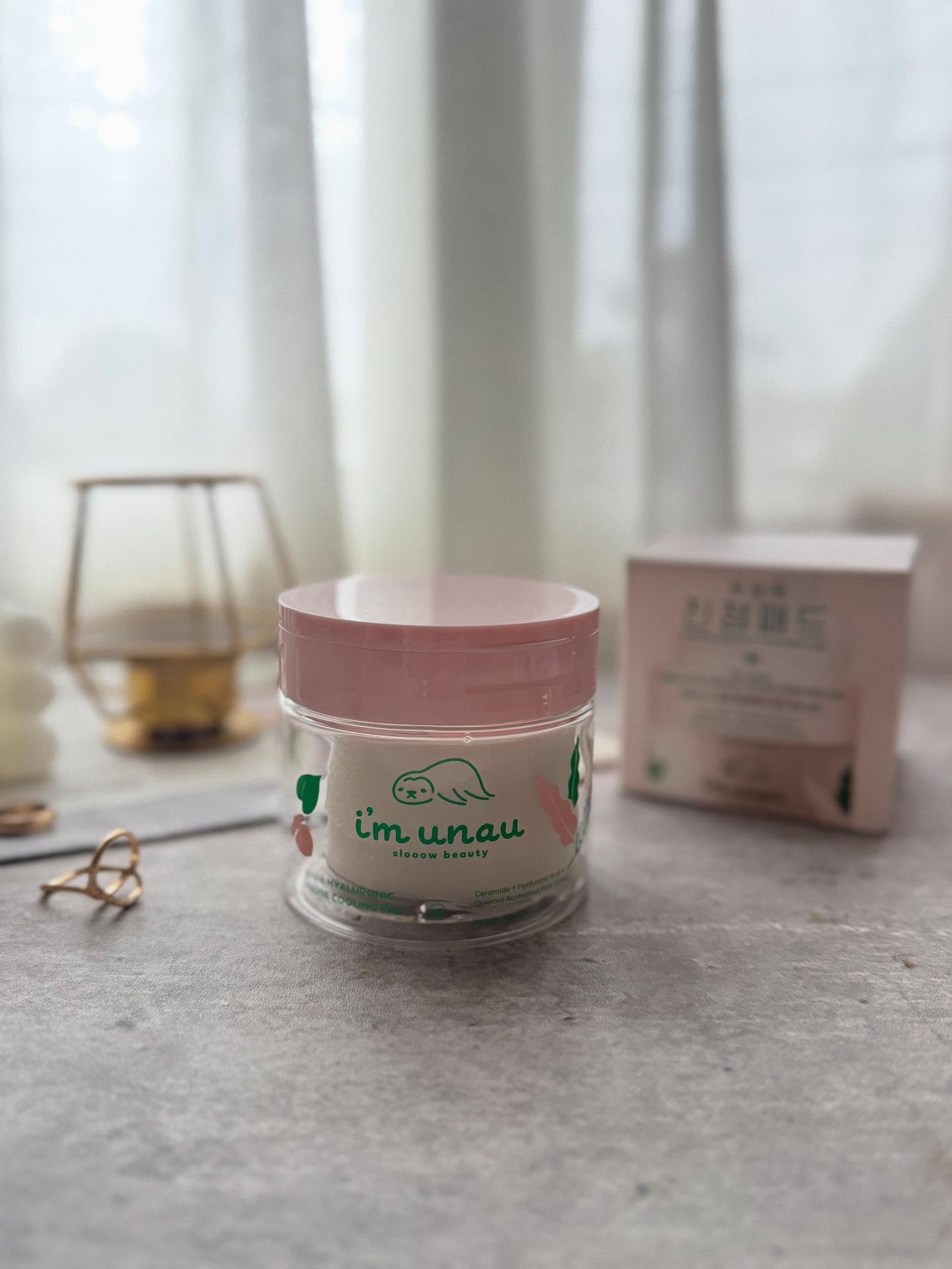 i’m unau🩷
セラ ヒアルロニック ポーズ クーリングパッド 

パッドがひたひたに美容液を含んでいるので、拭き取り後でもお肌がしっとり✨️

10種類のヒアルロン酸配合でお肌に水分チャージ🥰

低刺激・鎮静ケアも出来るのでお風呂