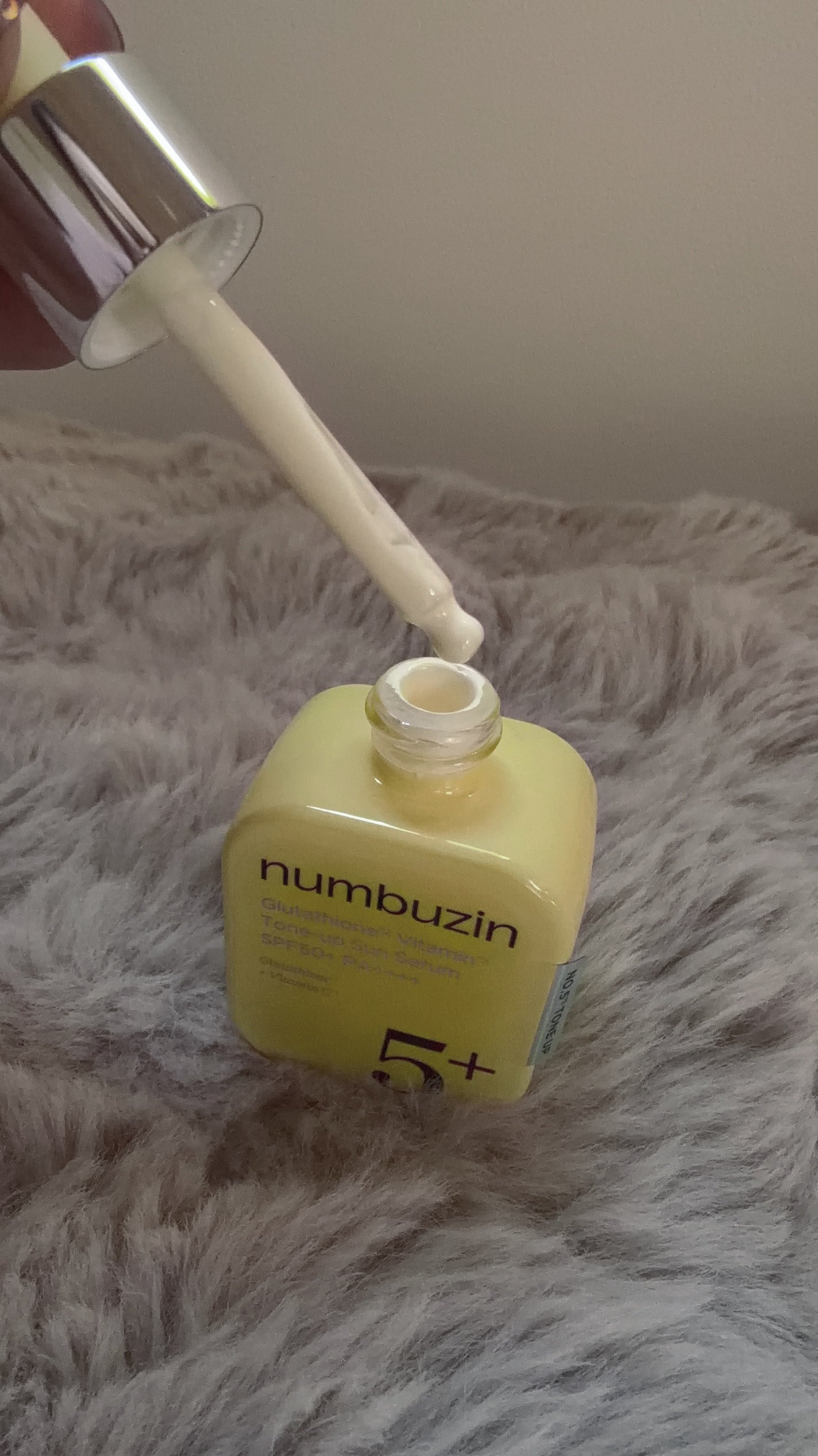 5番 白玉グルタチオンCトーンアップベース SPF50+ PA++++/numbuzin/化粧下地を使ったクチコミ(4枚目)