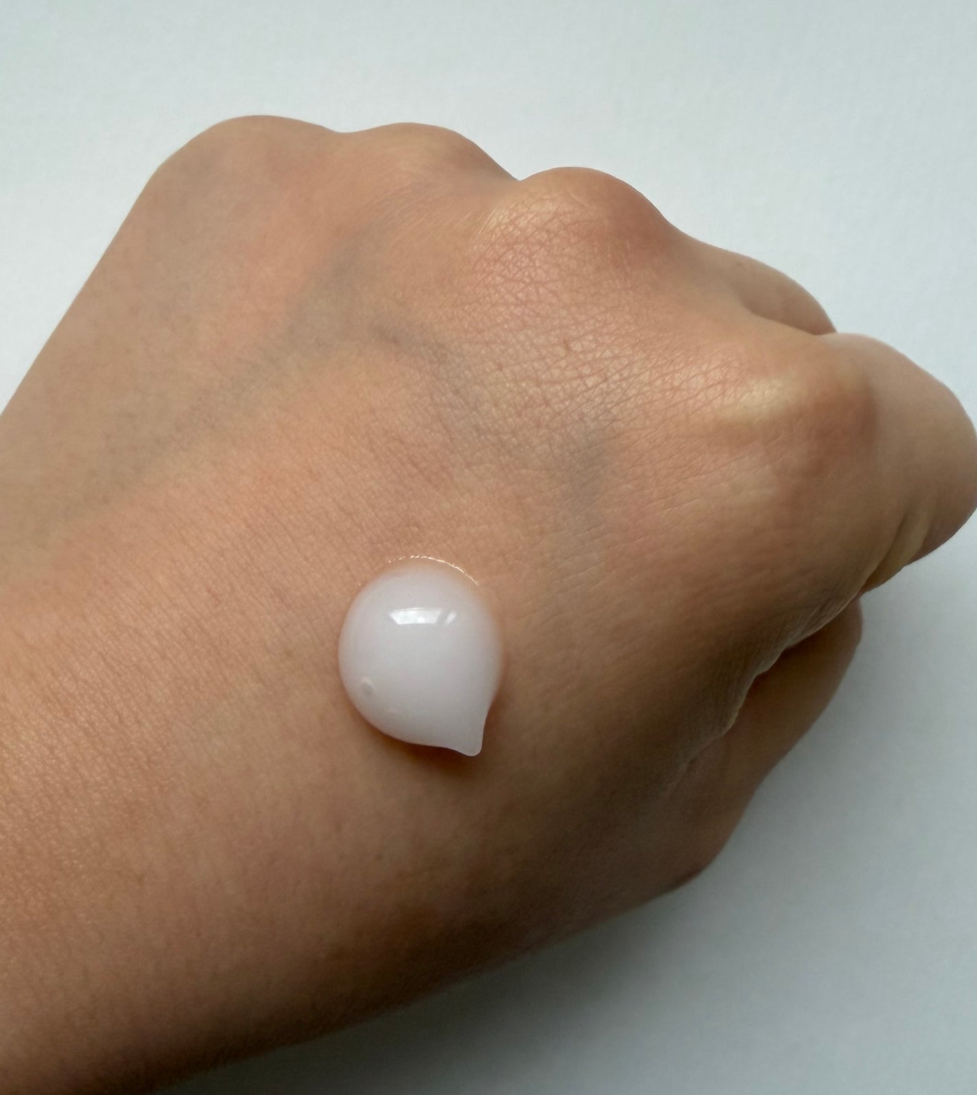 ヒップルン薬用ホワイトクリーム<医薬部外品>/PEACH JOHN/デリケートゾーンケアを使ったクチコミ(2枚目)