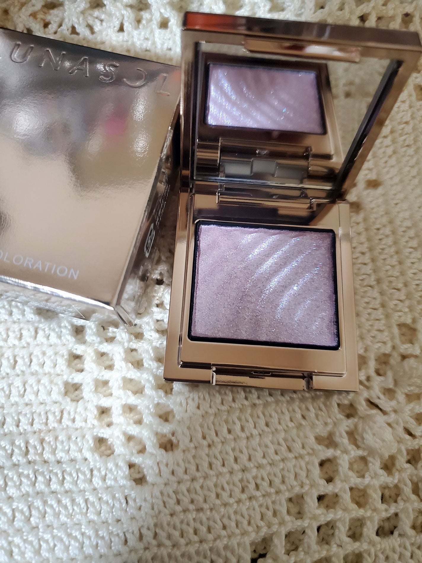 ルナソル モノアイカラーレーション/LUNASOL/単色アイシャドウを使ったクチコミ(1枚目)